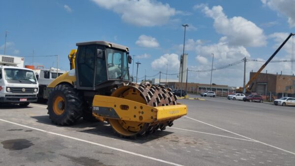 Rolo Compactador SD105-DX Volvo - Imagem 3