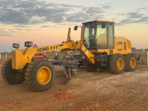 Motoniveladora XCMG GR1803BR