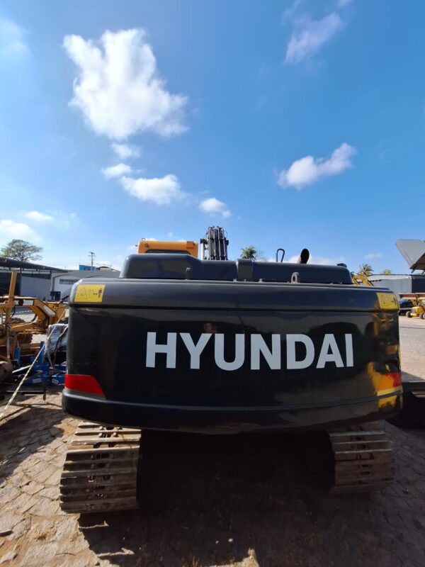 Escavadeira Hyundai R220LC-9S - Imagem 3