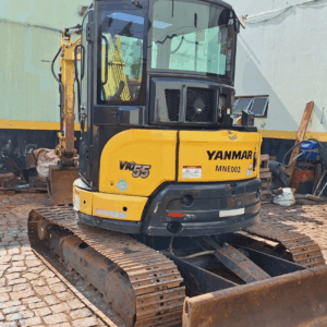 Miniescavadeira YANMAR VIO055