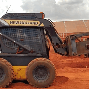 Minicarregadeira L220 New Holland