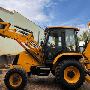 Retroescavadeira 3CX JCB