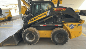 Minicarregadeira New Holland Construction L330