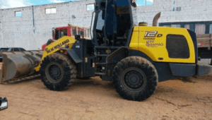 Pá Carregadeira W12D New Holland Construction