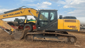 Escavadeira 215C EVO New Holland Construction