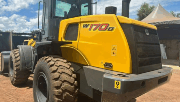 Pá Carregadeira New Holland W170B