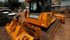 Trator de Esteira John Deere 750J