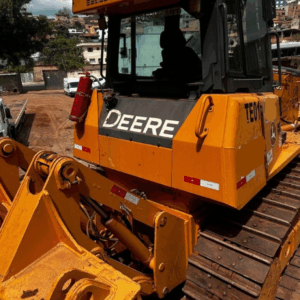 Trator de Esteira John Deere 750J