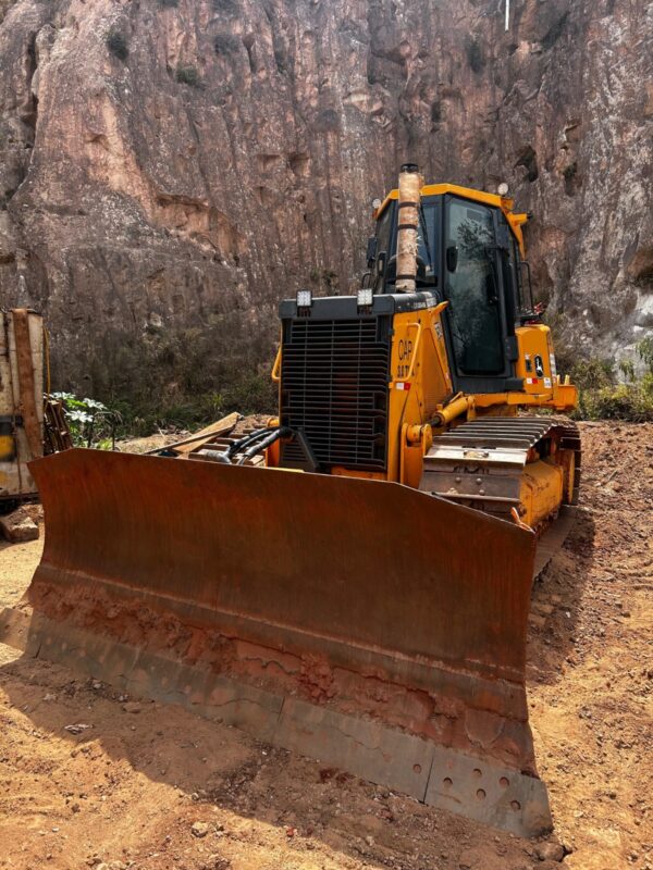 Trator de Esteira John Deere 750J - Imagem 3