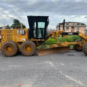 Motoniveladora CAT 140K