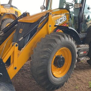 Retroescavadeira JCB 4CX