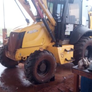 Retroescavadeira B95B New Holland