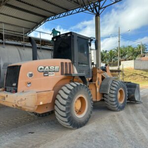 Pá Carregadeira 621D Case